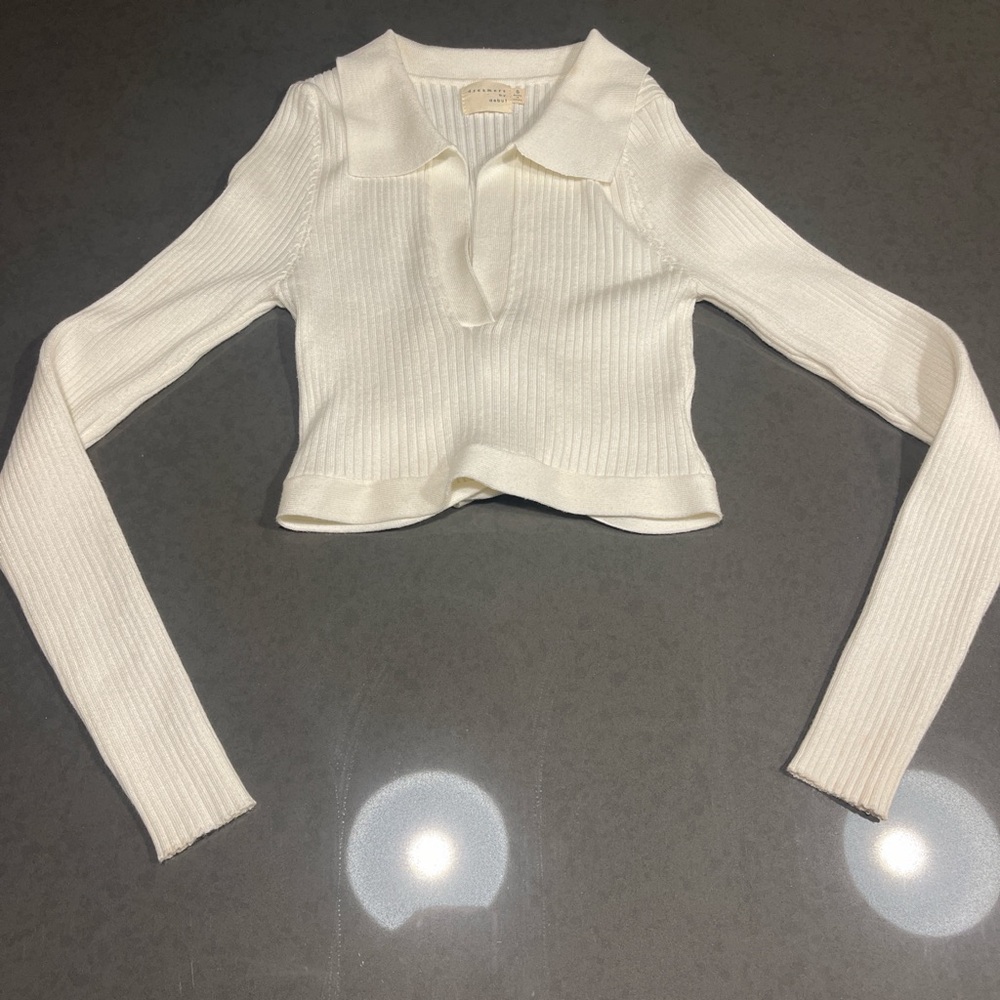 Chic White Ribbed Knit Long Sleeve Top